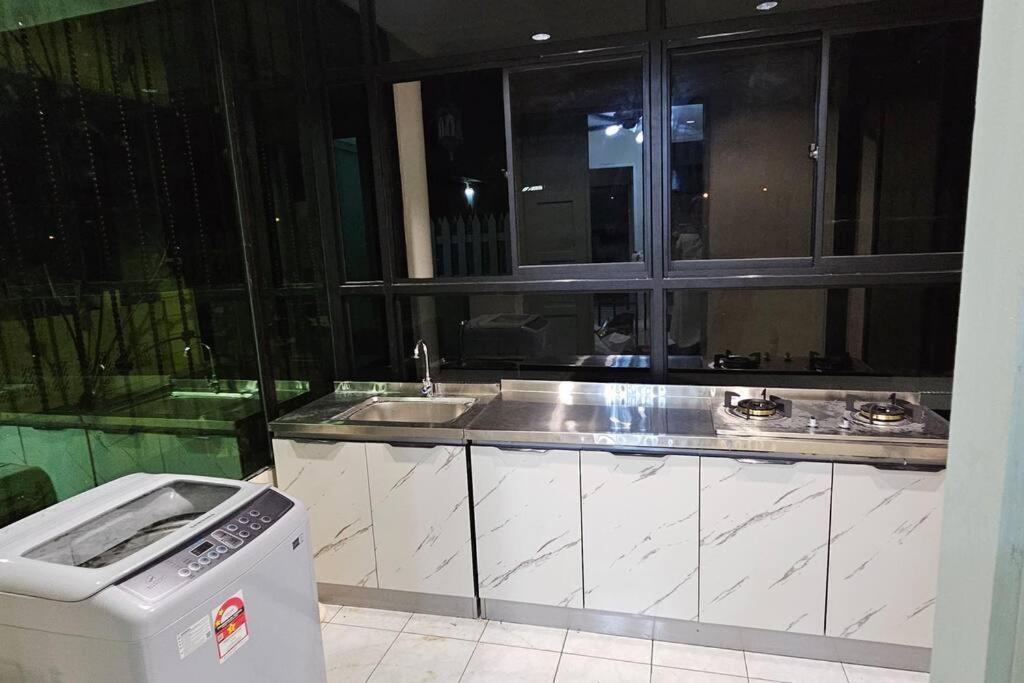 Kenyalang Piasau * Miri